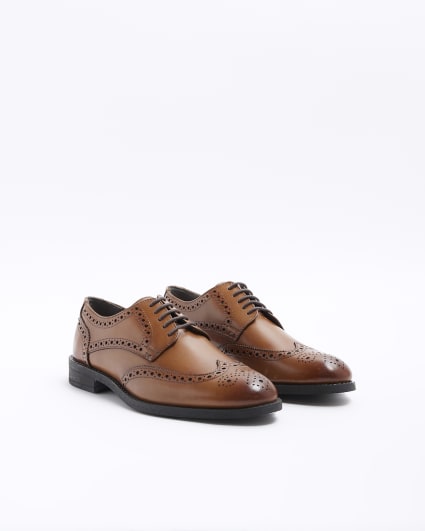 Brown leather brogue derby shoes
