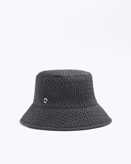 Black quilted bucket hat