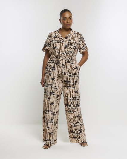 Plus brown plisse abstract belted jumpsuit