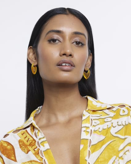 Orange resin hoop earrings