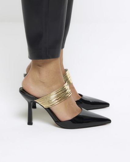 Black cuff heeled court shoes