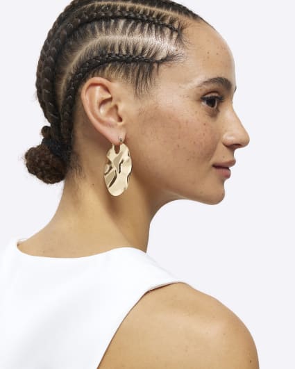 Gold Sculpted Hoop Earrings