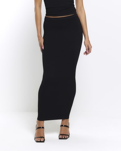Black seamless midi skirt
