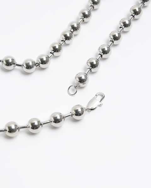 Silver colour ball necklace