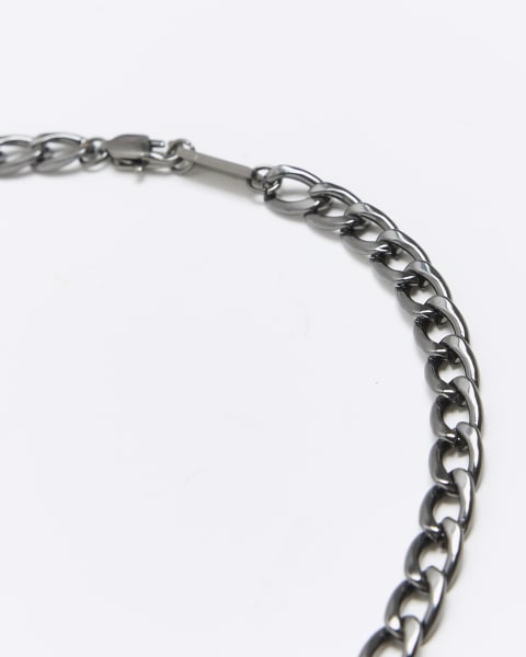 Silver colour chain link necklace