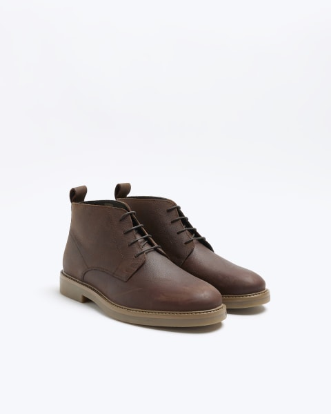 Brown wide fit lace up chukka boots