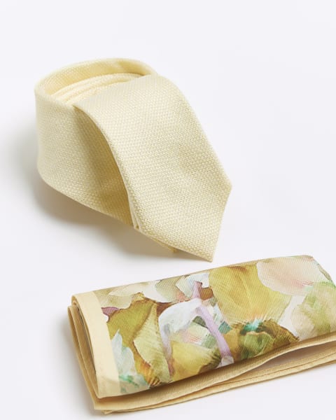Yellow jacquard floral tie and hank set