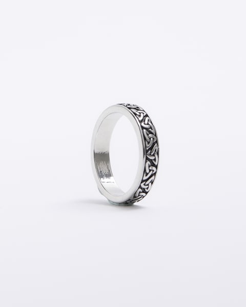 Silver colour Celtic ring