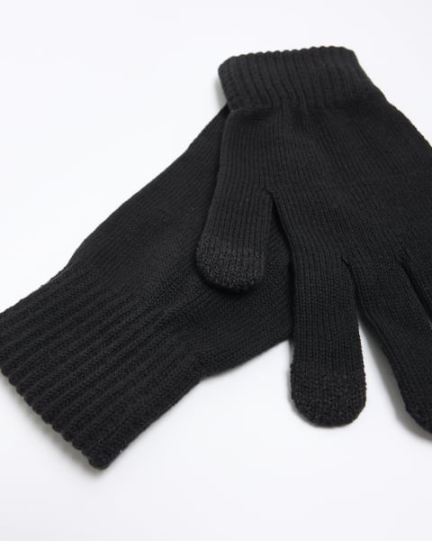 Black knitted gloves