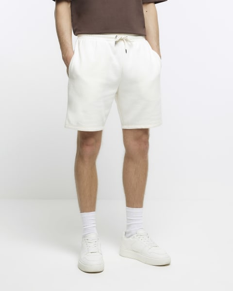 Ecru slim fit casual shorts