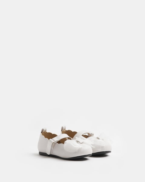 mINI gIRLS Cream Bow Trim Ballerina Shoes
