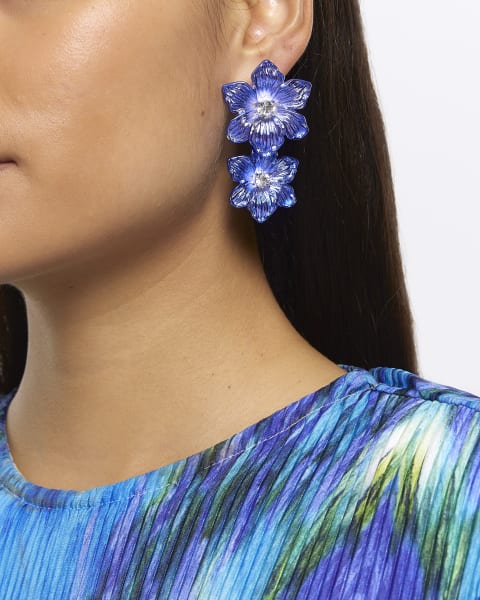 Blue flower drop earrings