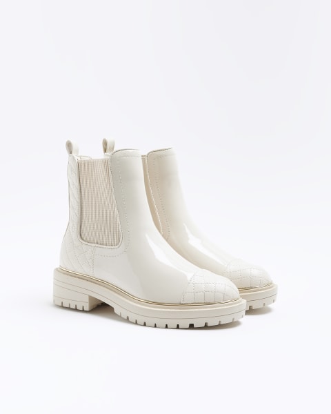 Cream wide fit quilted chelsea boots