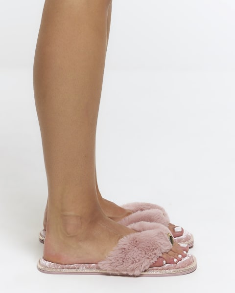 Pink faux fur slippers