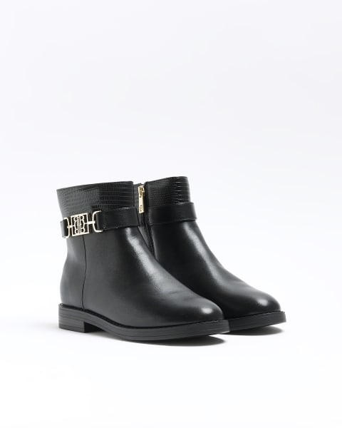 Black riding ankle boots