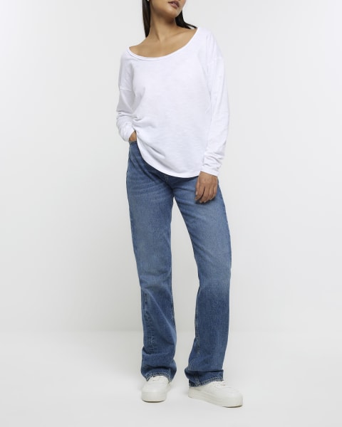 White scoop neck long sleeve top
