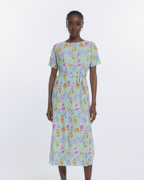 Green floral plisse t-shirt midi dress