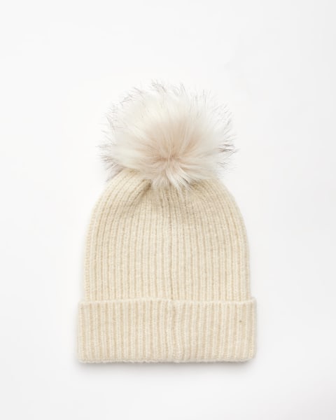 Beige knit pom beanie