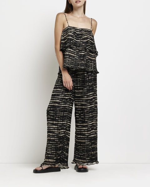 Black stripe plisse trousers