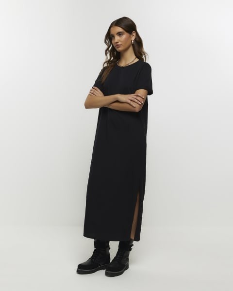 Black short sleeve t-shirt midi dress