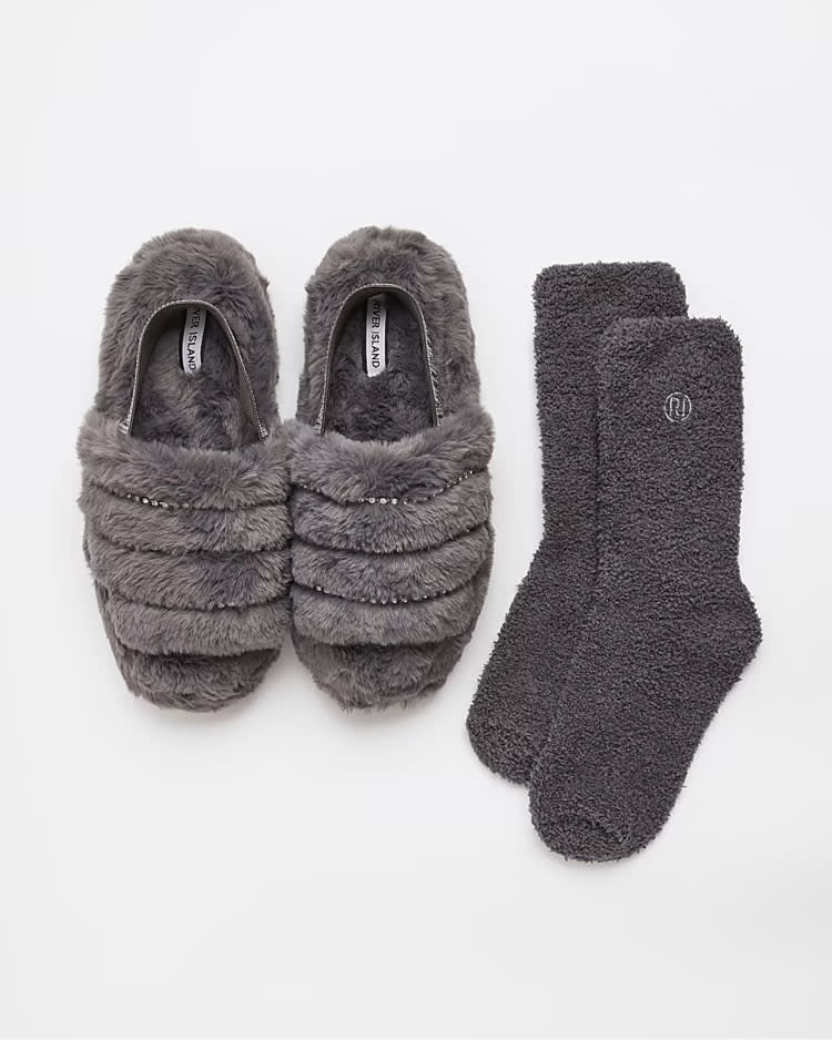 Five Accessories To Keep You Warm And Stylish River Island Edit