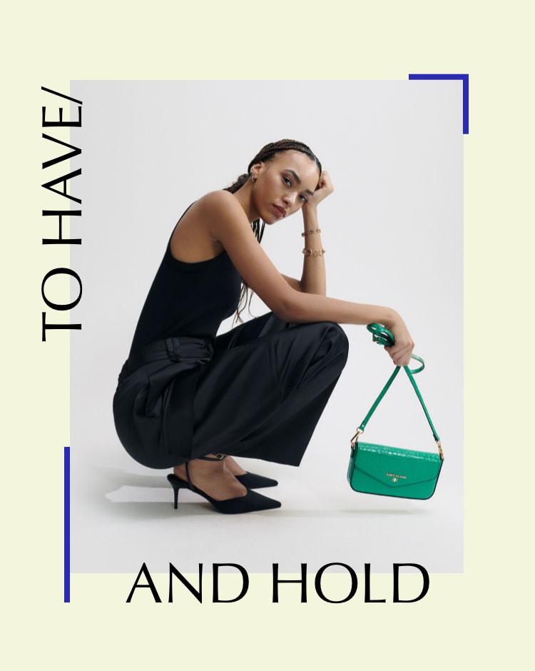 River island hold online all