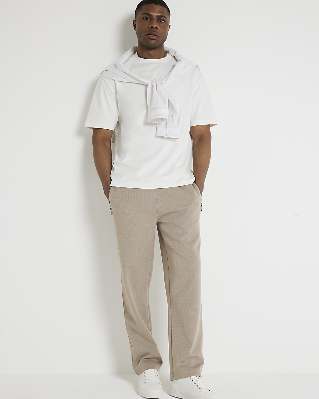 Visual filter display for Casual Trousers