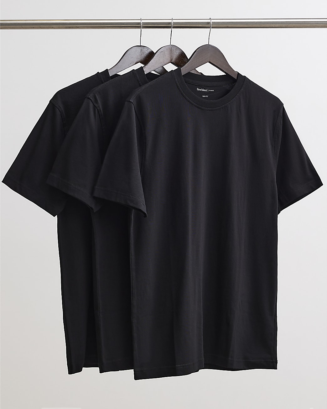 Men's T-Shirts & Vests | Plain & Long-Sleeve Basics | River Island