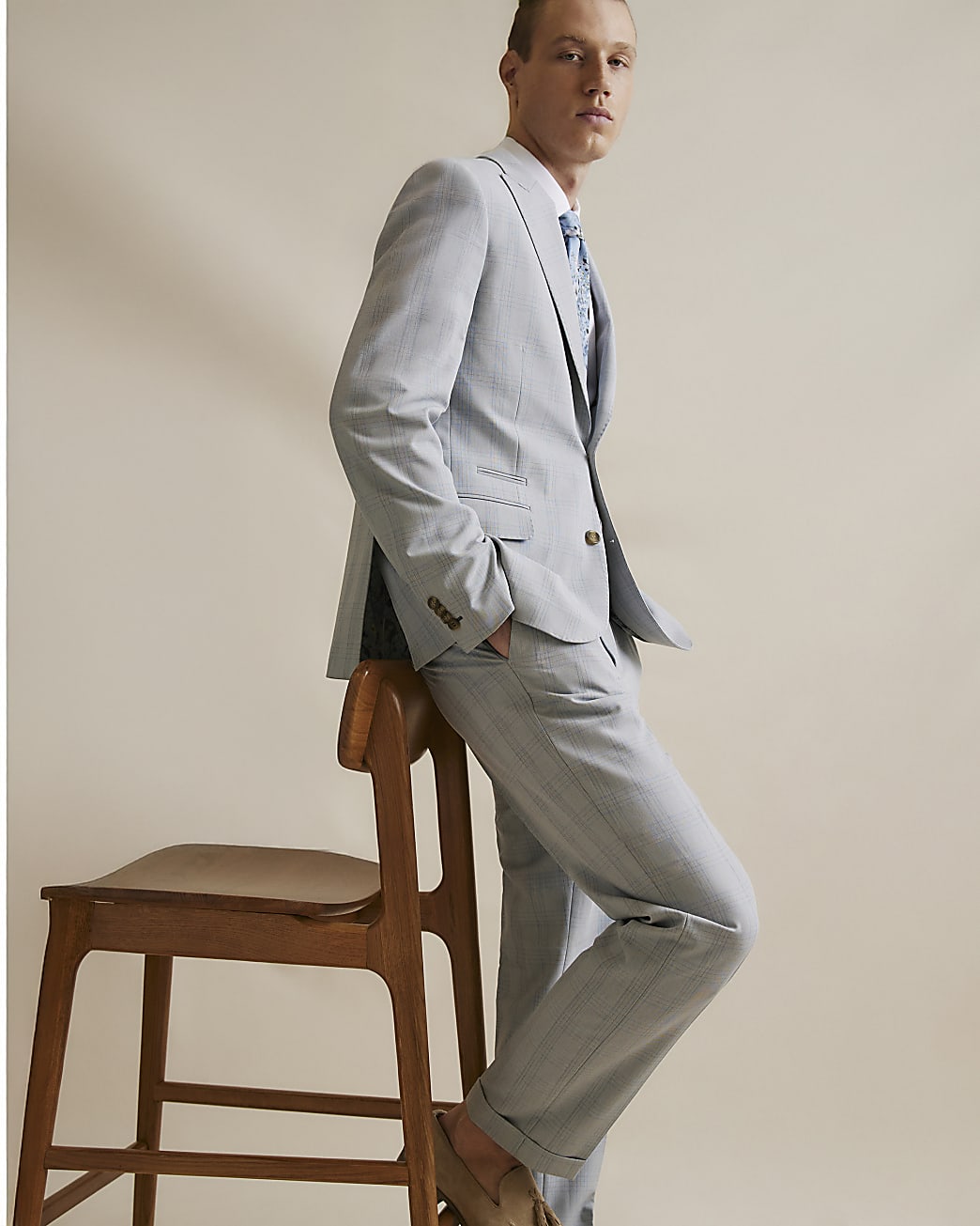 Suits