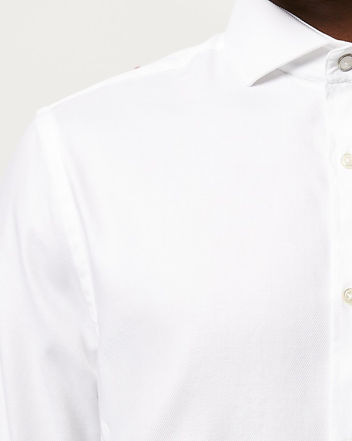 White long sleeve formal shirt