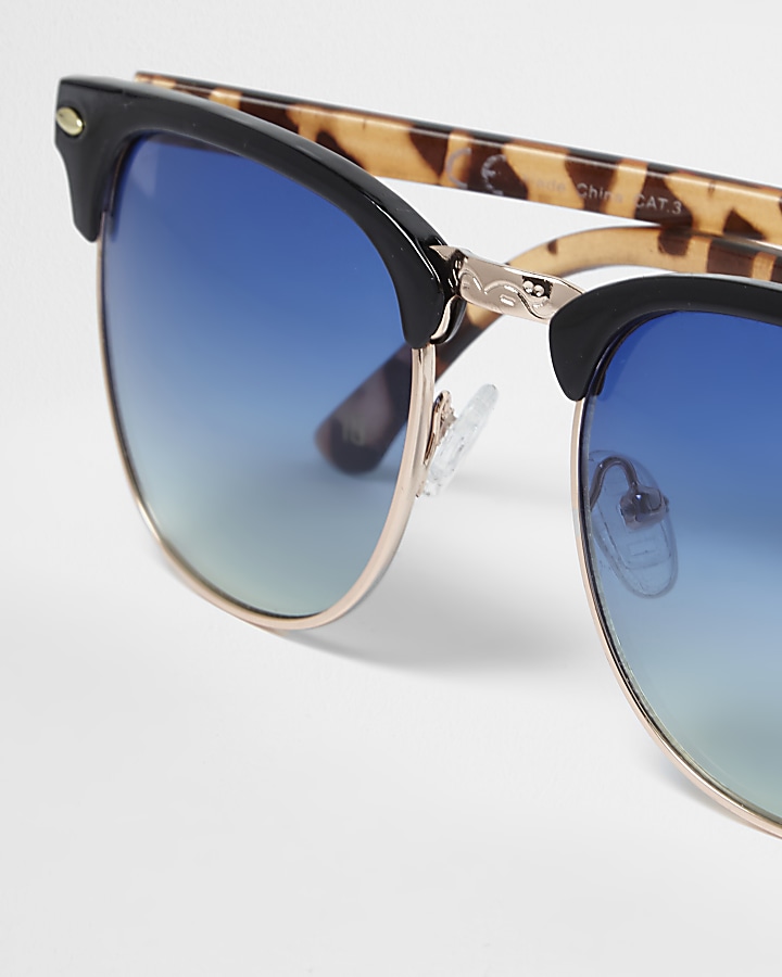 Black retro blue lens sunglasses