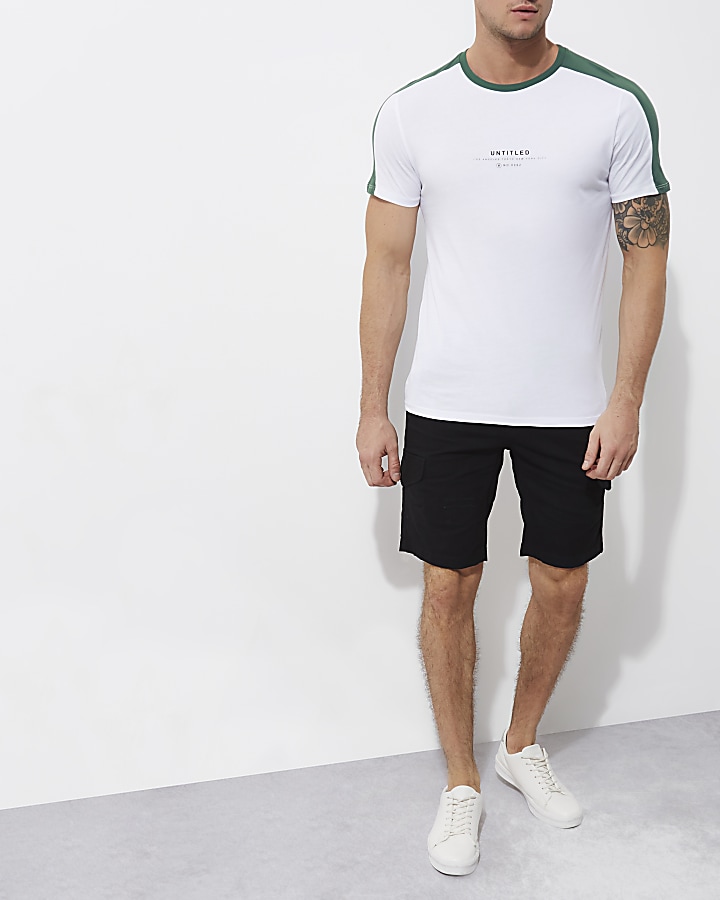 White muscle fit green tipped T-shirt