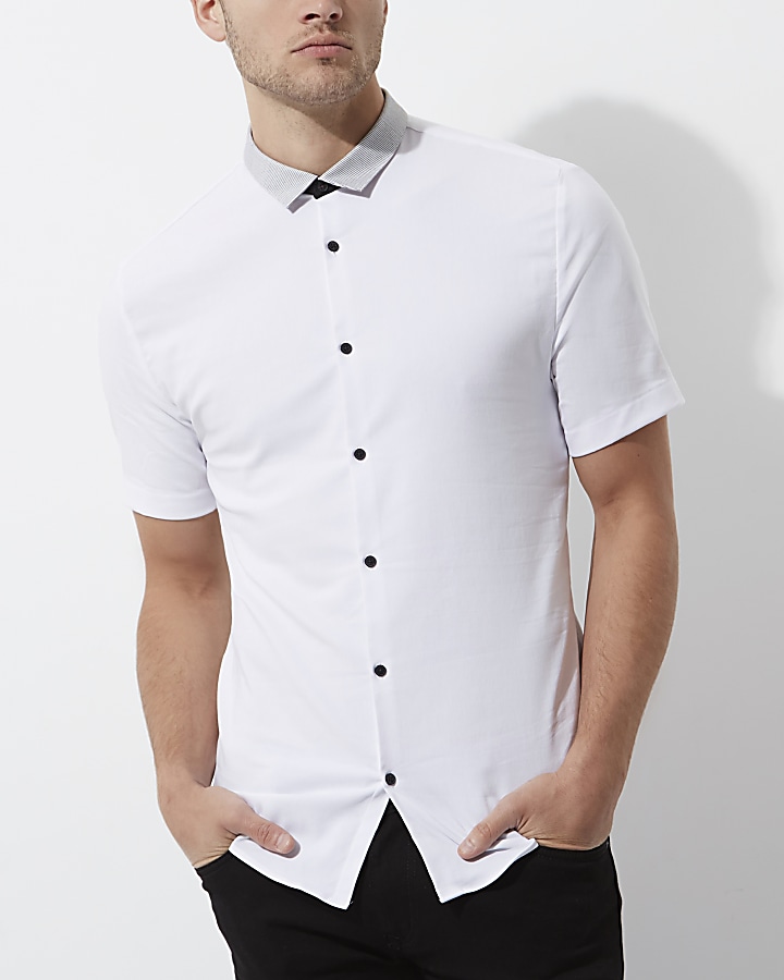 White contrast muscle fit short sleeve shirt