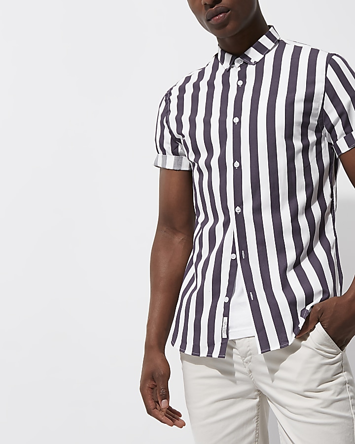 Purple stripe slim fit short sleeve shirt