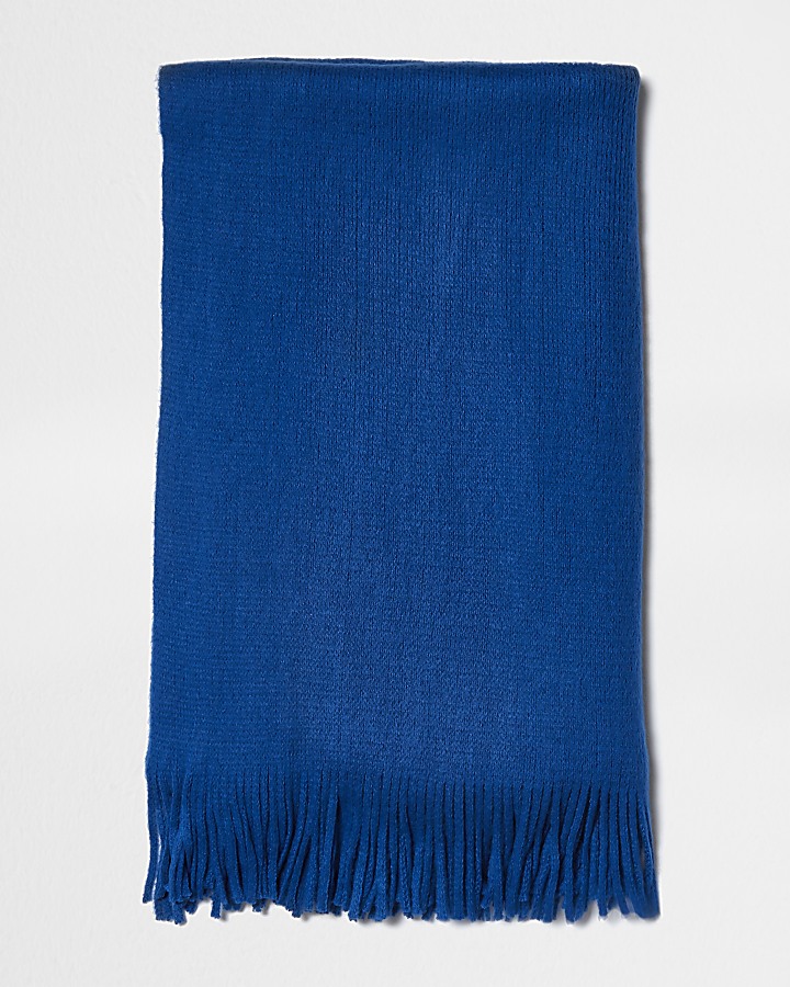 Blue blanket scarf