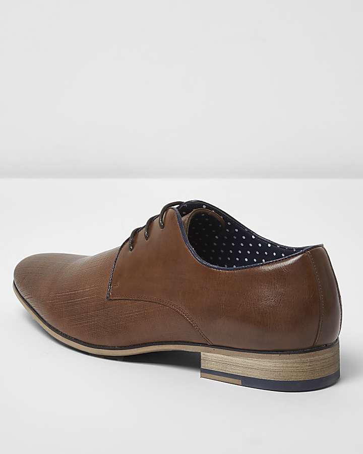 Tan textured lace-up formal shoes
