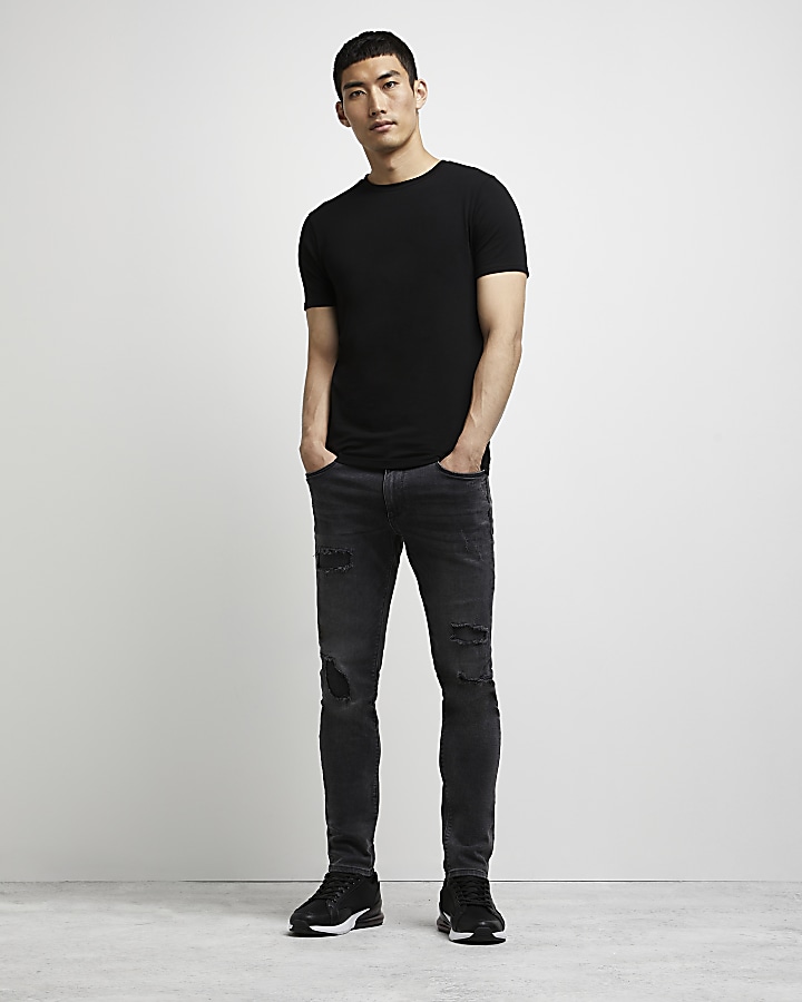 Black muscle fit t-shirt | River Island