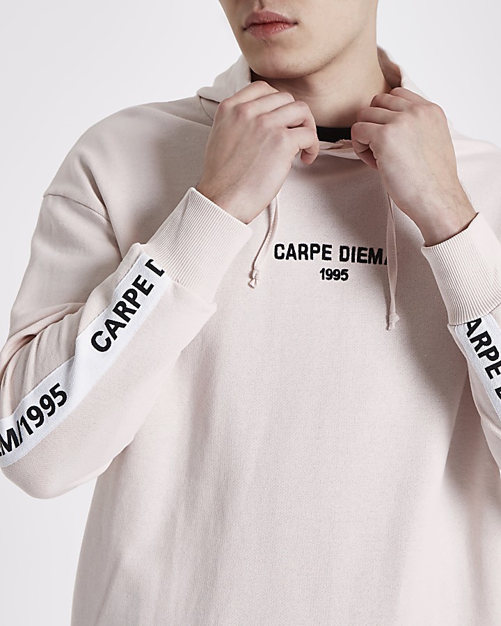 Pink 'carpe diem' print hoodie