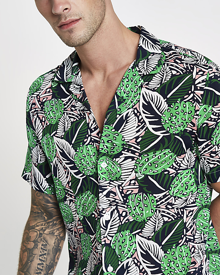 Green tropical revere short sleeve shirt