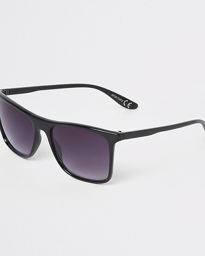 Black retro plastic frame sunglasses