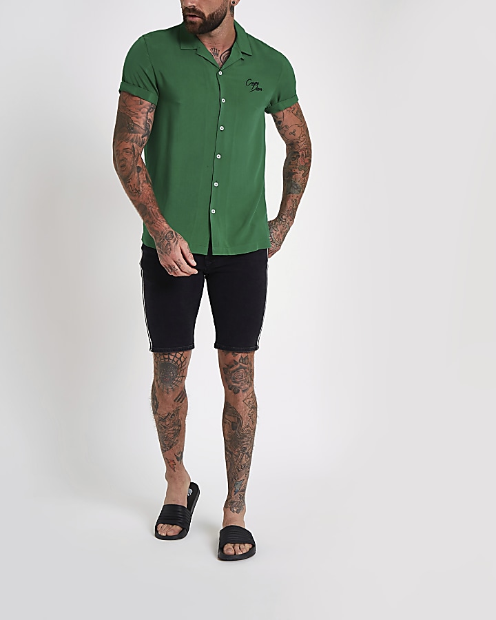 Green ‘carpe diem’ embroidered shirt