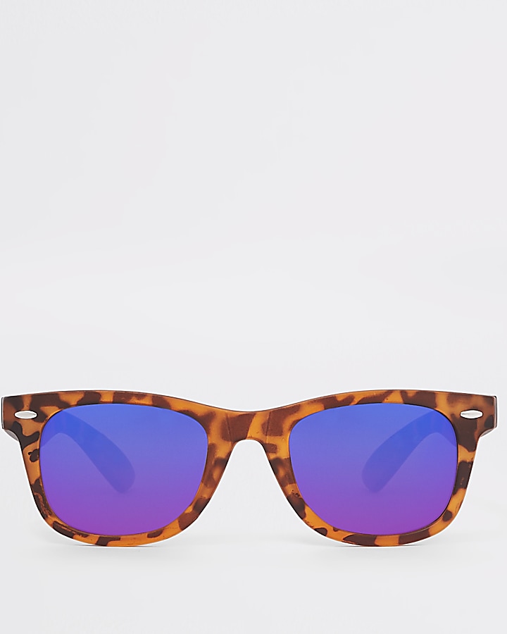 Brown tortoiseshell retro square sunglasses
