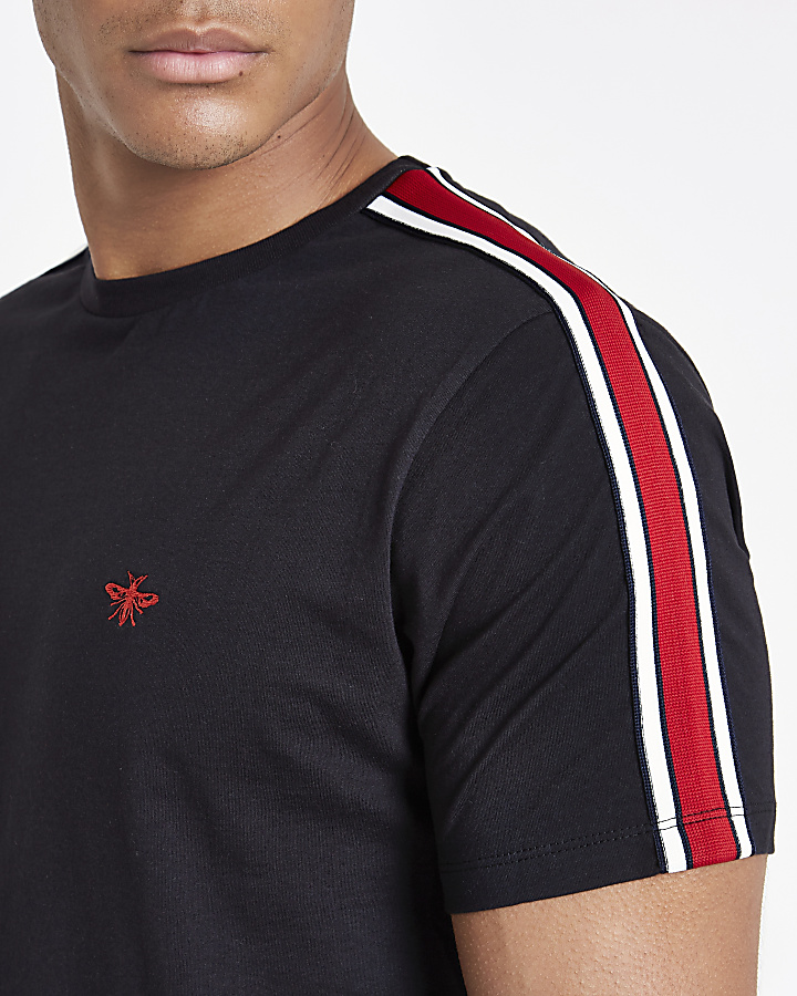Black slim fit tape wasp embroidery T-shirt