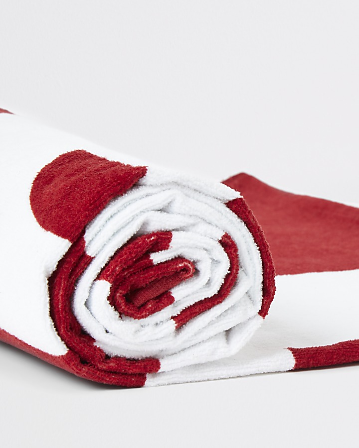 Levi’s red logo towel