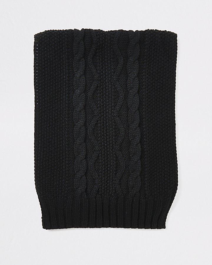 Black cable knit scarf