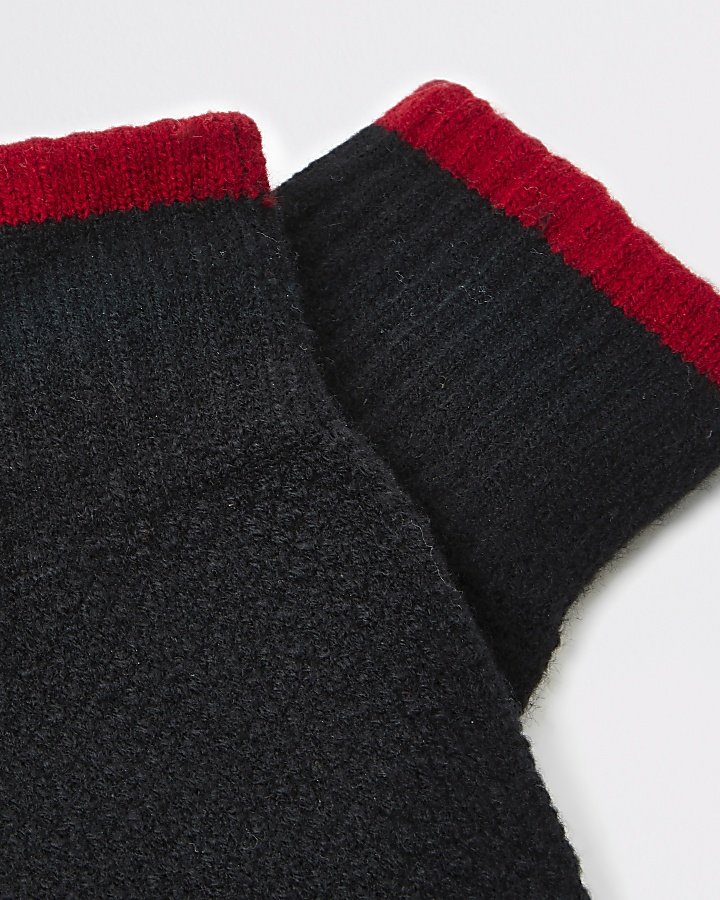 Black knitted tipped touchscreen gloves