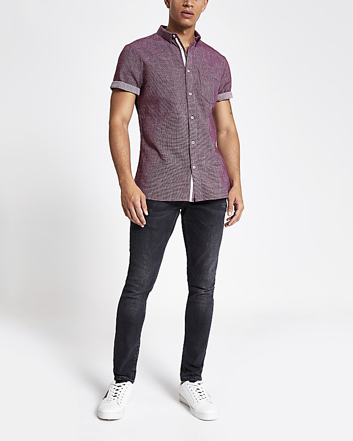 Burgundy textured short sleeve slim fit shirt