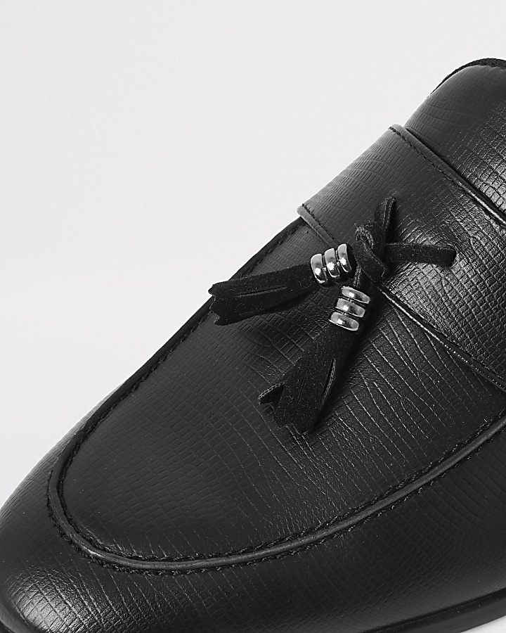 Black snake print embossed tassel loafers