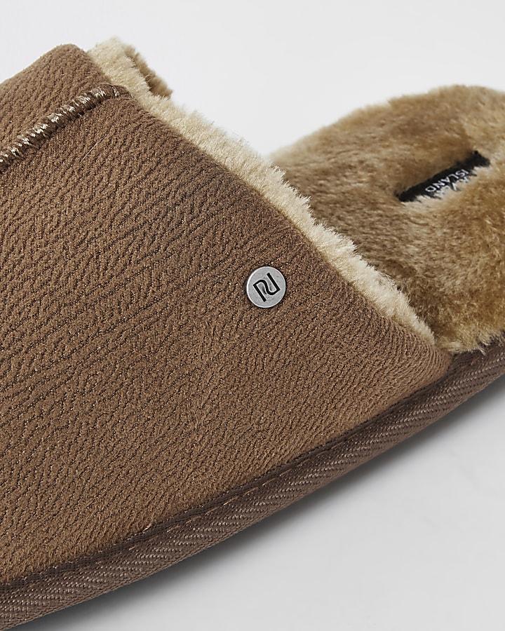 Brown faux fur lined mule slippers