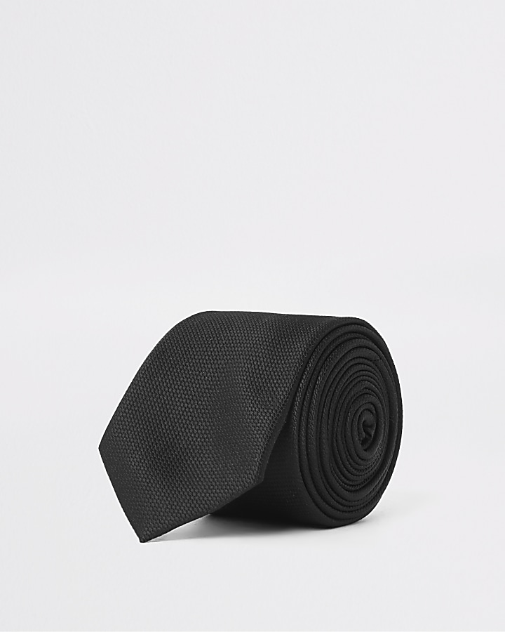 Black textured tie